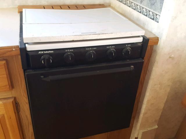 4YDF3292324057805 - 2002 KEYSTONE MONTANA WHITE photo 7