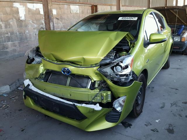 JTDKDTB37G1115737 - 2016 TOYOTA PRIUS C GREEN photo 2