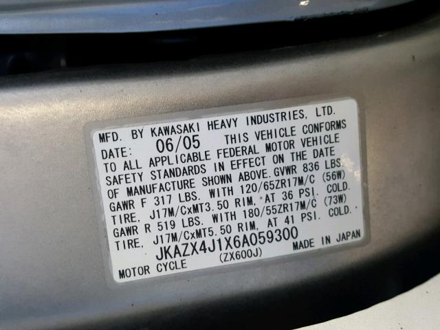 JKAZX4J1X6A059300 - 2006 KAWASAKI ZX600 J1 SILVER photo 10