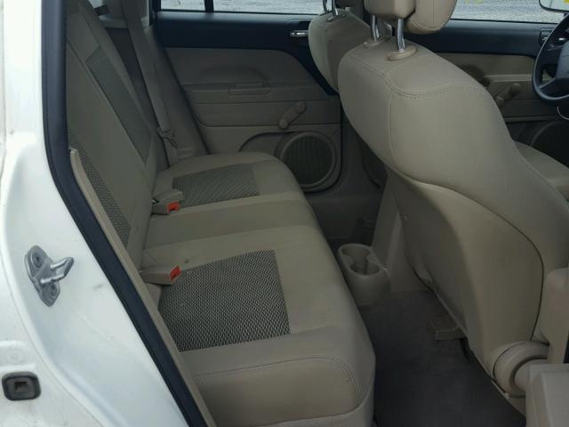 1J4NT4FB7AD580638 - 2010 JEEP COMPASS SP WHITE photo 6