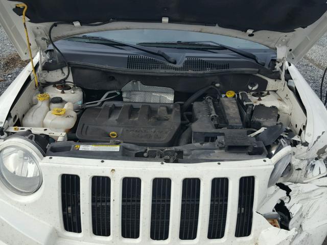 1J4NT4FB7AD580638 - 2010 JEEP COMPASS SP WHITE photo 7