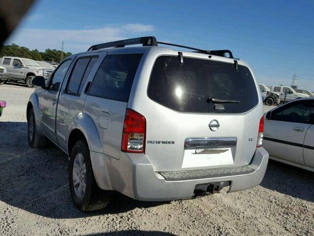 5N1AR18U76C625067 - 2006 NISSAN PATHFINDER SILVER photo 3