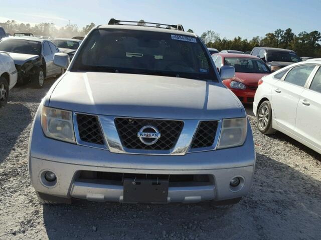 5N1AR18U76C625067 - 2006 NISSAN PATHFINDER SILVER photo 9