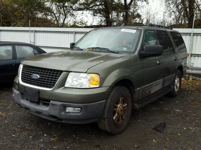 1FMFU16595LA87213 - 2005 FORD EXPEDITION GREEN photo 2