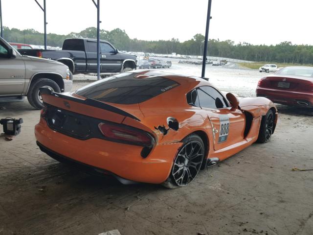 1C3ADEAZ3EV200033 - 2014 DODGE VIPER SRT ORANGE photo 4