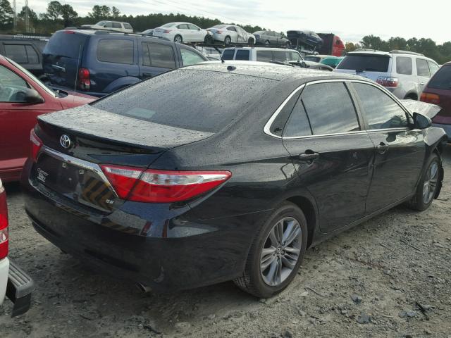 4T1BF1FK1HU286818 - 2017 TOYOTA CAMRY LE BLACK photo 4