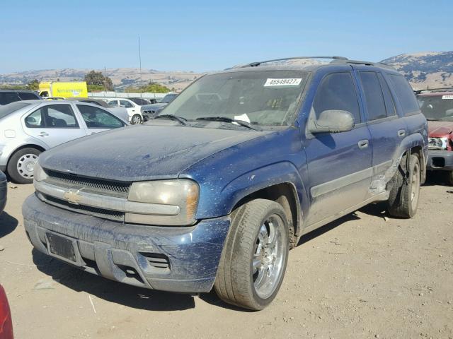 1GNDT13S852234885 - 2005 CHEVROLET TRAILBLAZE BLUE photo 2