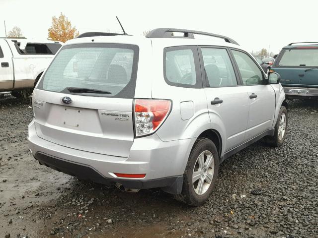 JF2SHABC4BH783649 - 2011 SUBARU FORESTER 2 GRAY photo 4