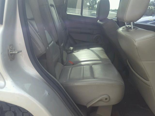 1J8HG48K47C607466 - 2007 JEEP COMMANDER BEIGE photo 6