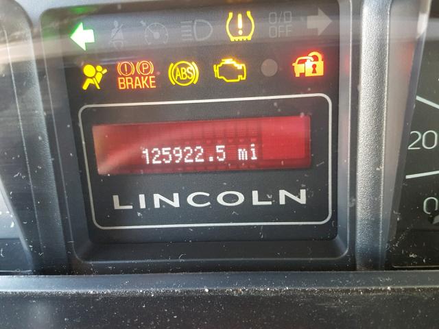 5LMFU28577LJ25329 - 2007 LINCOLN NAVIGATOR WHITE photo 8