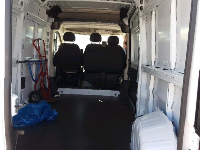 3C6TRVDG5JE139709 - 2018 RAM PROMASTER 白色 照片 6