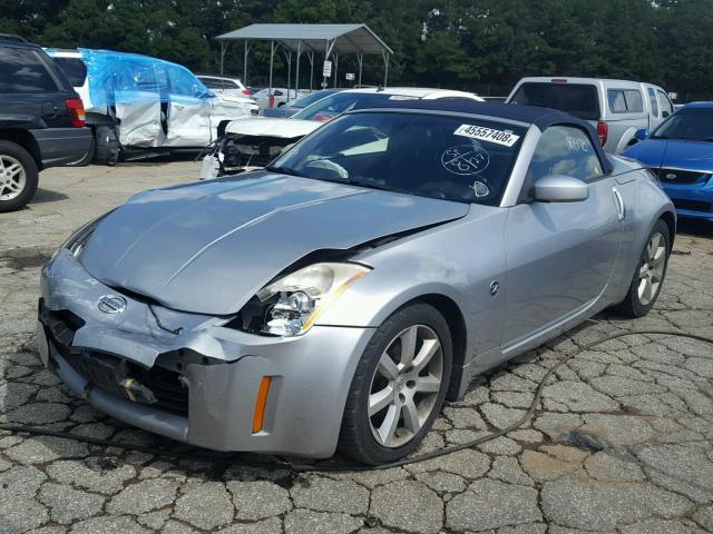 JN1AZ36A65M757032 - 2005 NISSAN 350Z ROADS SILVER photo 2