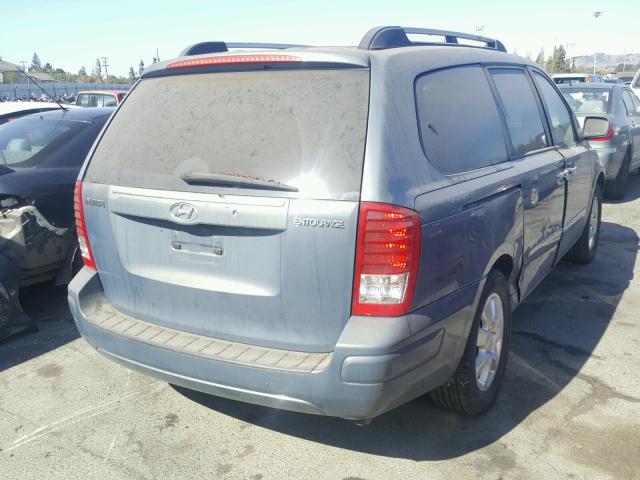 KNDMC233876038139 - 2007 HYUNDAI ENTOURAGE GRAY photo 4