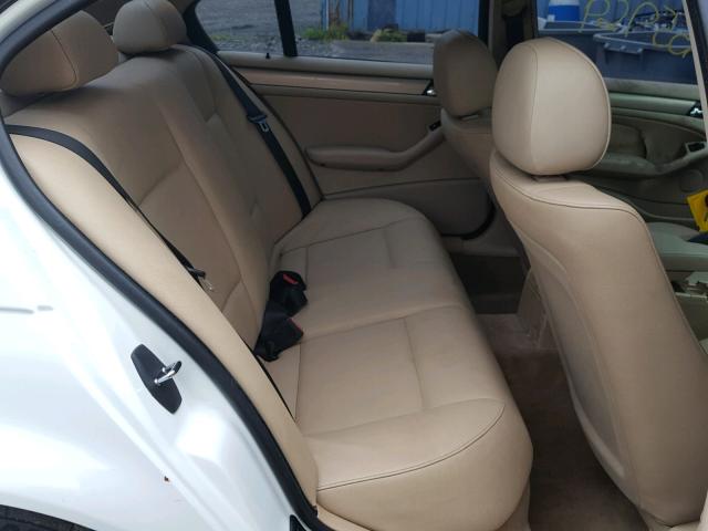 WBAAM3345YKC69877 - 2000 BMW 323 I WHITE photo 6