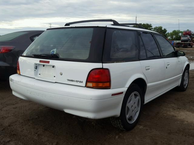 1G8ZK8272SZ245014 - 1995 SATURN SW2 WHITE photo 4