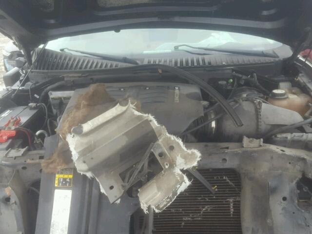 5LMFU27RX4LJ34459 - 2004 LINCOLN NAVIGATOR Siyah fotoğraf 7