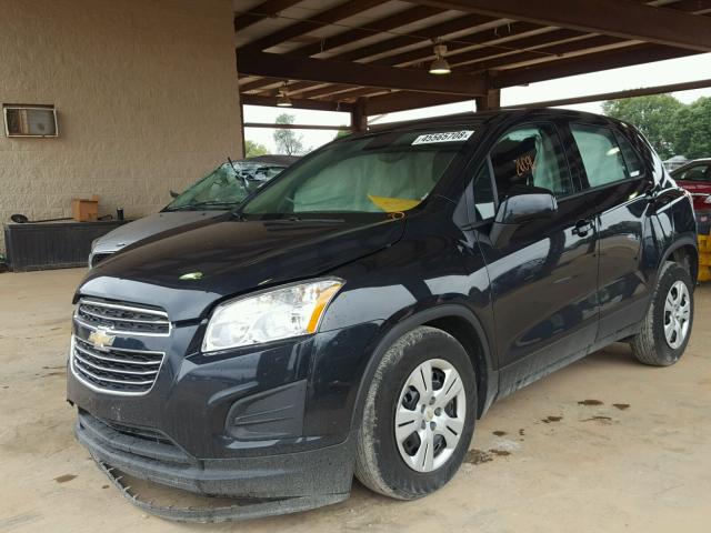 KL7CJKSB6GB747148 - 2016 CHEVROLET TRAX LS BLACK photo 2