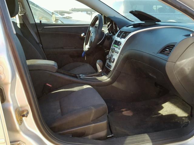 1G1ZC5E00AF202008 - 2010 CHEVROLET MALIBU 1LT SILVER photo 5