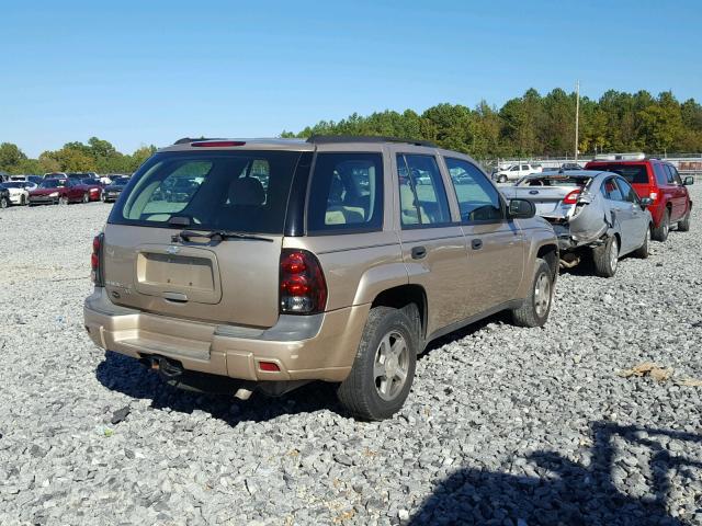 1GNDS13S452276618 - 2005 CHEVROLET TRAILBLAZE GOLD photo 4