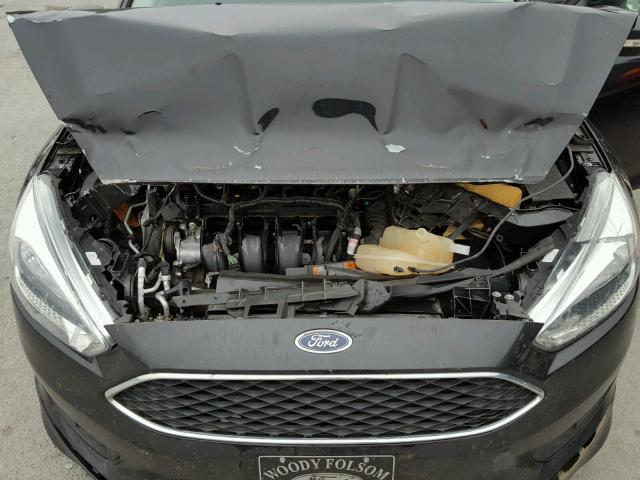 1FADP3F27FL304396 - 2015 FORD FOCUS SE BLACK photo 7