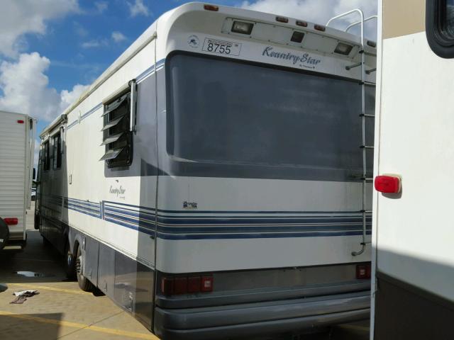 3FCMF53G3SJA01599 - 1995 FORD MOTORHOME WHITE photo 3