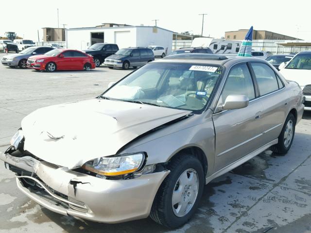 1HGCG16582A008783 - 2002 HONDA ACCORD EX GOLD photo 2