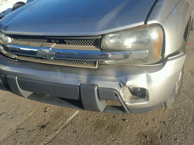 1GNDS13S722333941 - 2002 CHEVROLET TRAILBLAZE GOLD photo 9