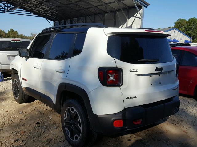 ZACCJBCT5GPD43743 - 2016 JEEP RENEGADE WHITE photo 3