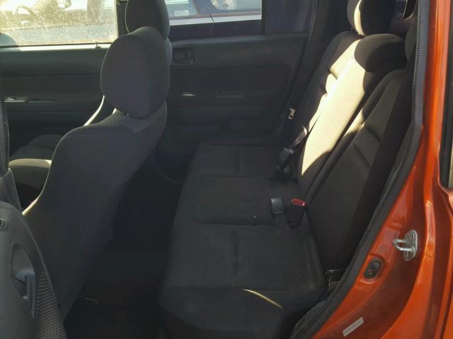 JTLKT324540166557 - 2004 TOYOTA SCION XB ORANGE photo 6