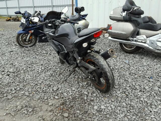 JKAEXMJ18BDA79765 - 2011 KAWASAKI EX250 J BLACK photo 3