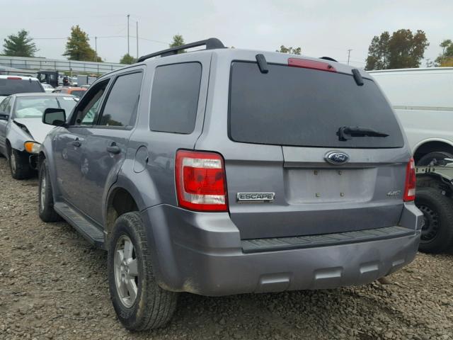 1FMCU93158KD30724 - 2008 FORD ESCAPE XLT SILVER photo 3