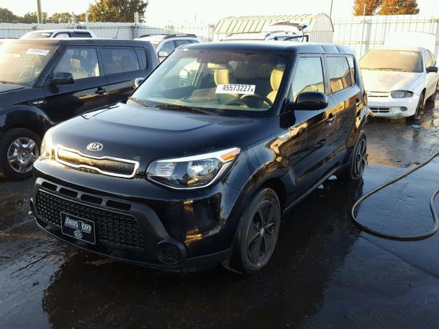 KNDJN2A2XG7258271 - 2016 KIA SOUL BLACK photo 2