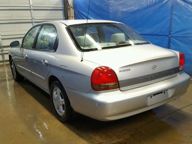 KMHWF25S51A398120 - 2001 HYUNDAI SONATA GL SILVER photo 3