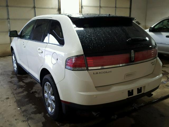 2LMDU88CX7BJ30492 - 2007 LINCOLN MKX WHITE photo 3