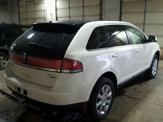 2LMDU88CX7BJ30492 - 2007 LINCOLN MKX WHITE photo 4