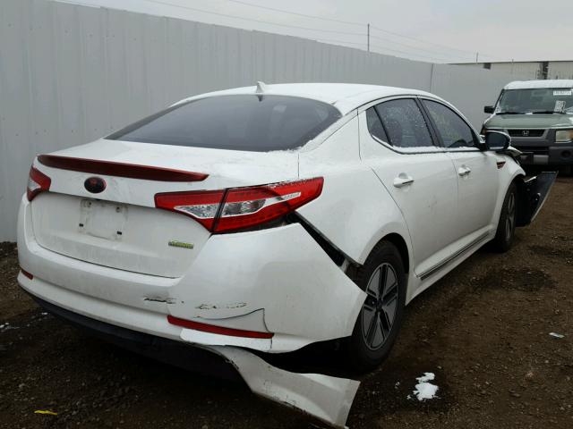 KNAGM4AD2D5045569 - 2013 KIA OPTIMA HYB WHITE photo 4