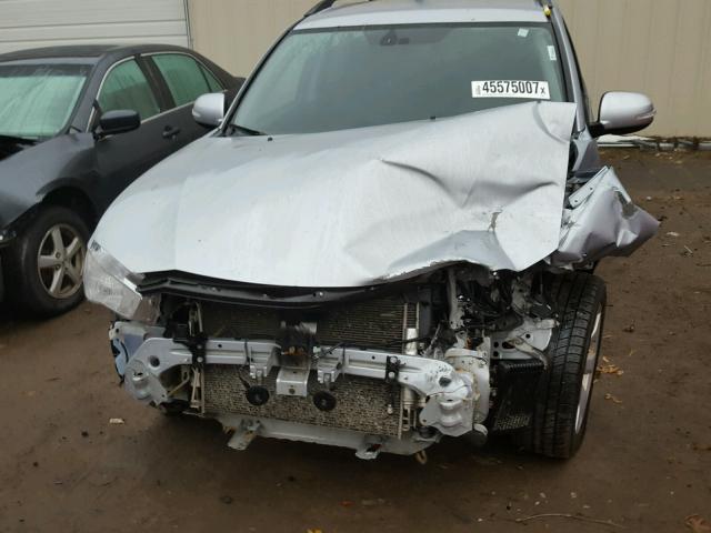 JA4JT4AX4AZ010343 - 2010 MITSUBISHI OUTLANDER SILVER photo 9