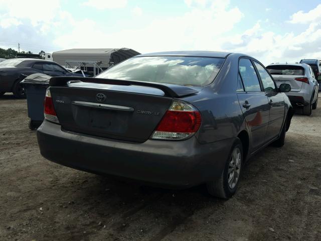 4T1BE32KX5U618660 - 2005 TOYOTA CAMRY LE GRAY photo 4