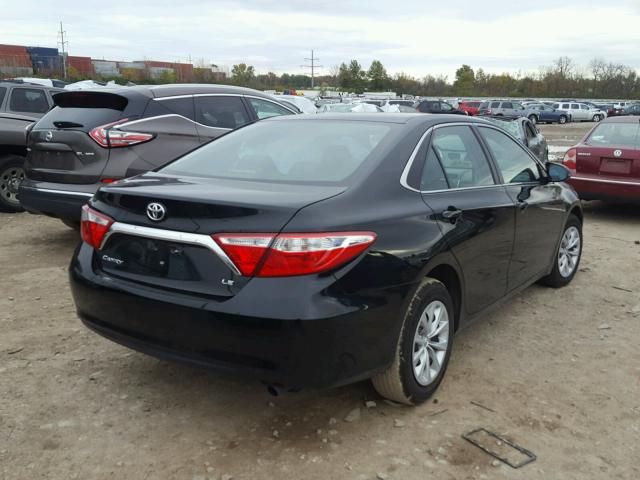 4T4BF1FK1FR485077 - 2015 TOYOTA CAMRY LE შავი ფოტო 4