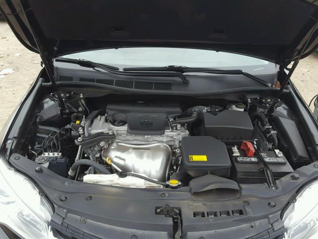 4T4BF1FK1FR485077 - 2015 TOYOTA CAMRY LE შავი ფოტო 7
