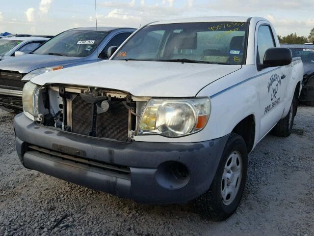 5TENX22N67Z435377 - 2007 TOYOTA TACOMA WHITE photo 2