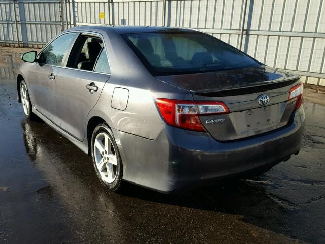 4T1BF1FK6EU360696 - 2014 TOYOTA CAMRY L GRAY photo 3