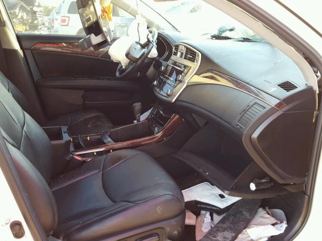 4T1BK3DB6BU423835 - 2011 TOYOTA AVALON BAS WHITE photo 5