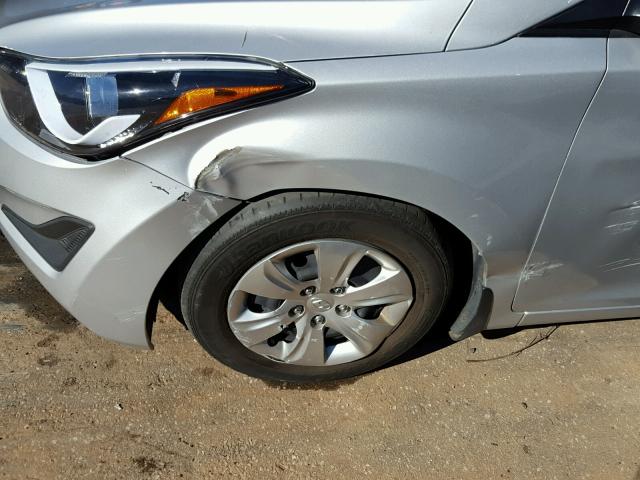 KMHDH4AE4GU475127 - 2016 HYUNDAI ELANTRA SE SILVER photo 10