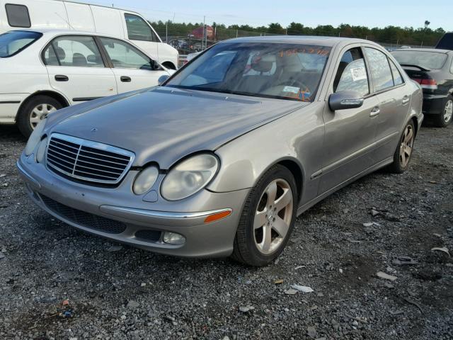 WDBUF65J83A157258 - 2003 MERCEDES-BENZ E 320 GRAY photo 2