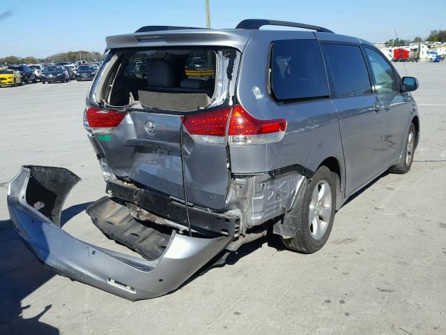 5TDKK3DC9CS199527 - 2012 TOYOTA SIENNA LE SILVER photo 4