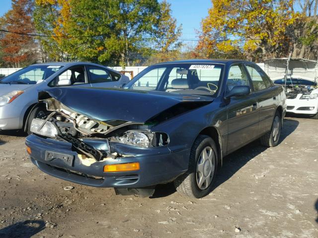 4T1BF12K9TU871645 - 1996 TOYOTA CAMRY LE GREEN photo 2
