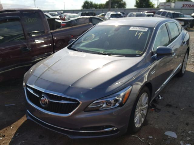1G4ZP5SZXJU133866 - 2018 BUICK LACROSSE E GRAY photo 2