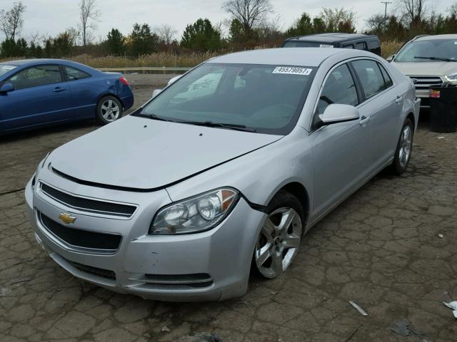 1G1ZC5E01AF179435 - 2010 CHEVROLET MALIBU 1LT SILVER photo 2