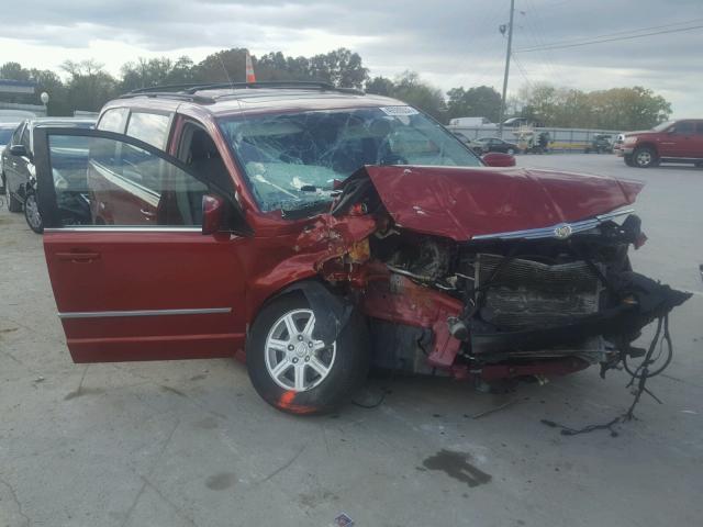 2A4RR5D14AR110631 - 2010 CHRYSLER TOWN & COU MAROON photo 1